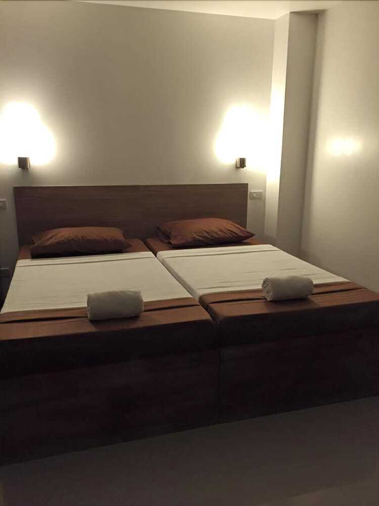 Reddoorz Plus Near Vigan City Commercial Center Экстерьер фото