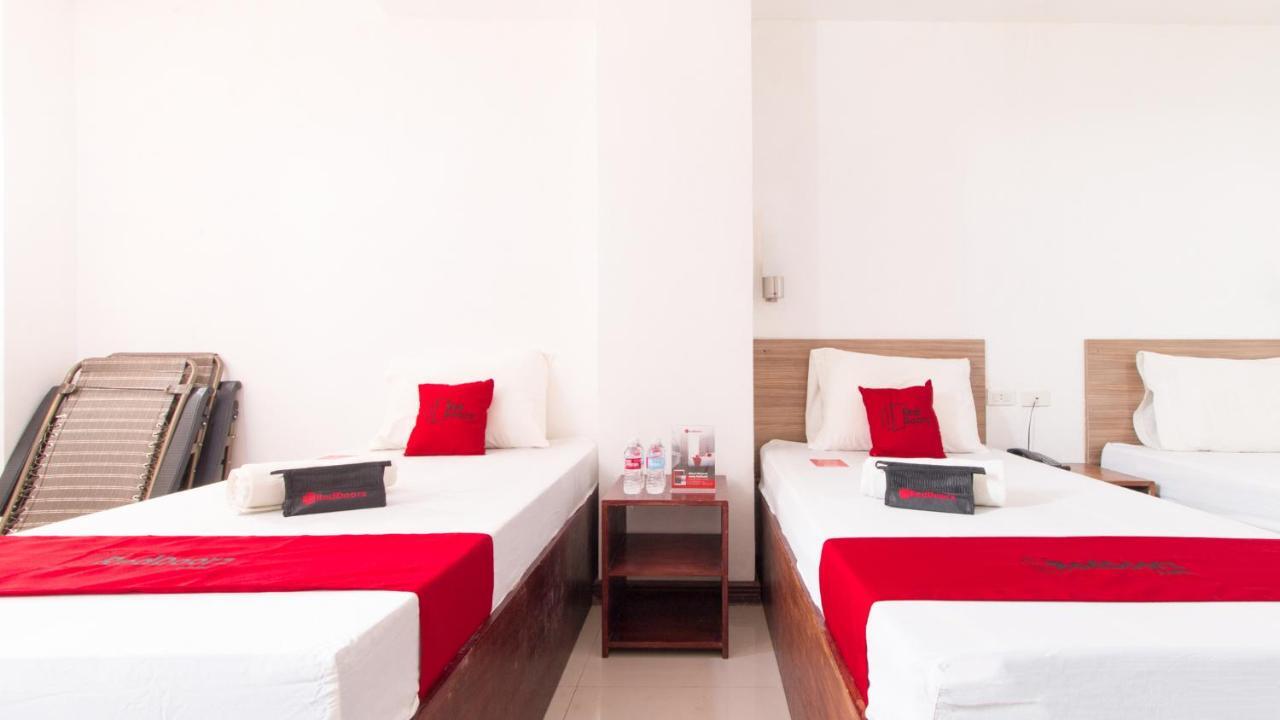 Reddoorz Plus Near Vigan City Commercial Center Экстерьер фото